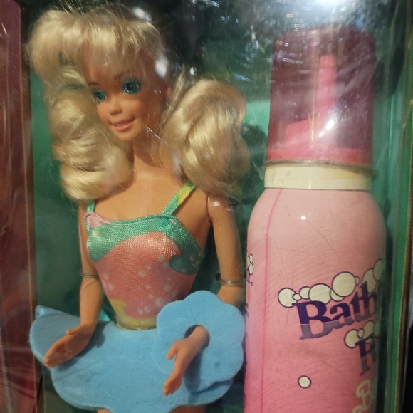 Bath Magic & Bathtime Fun Barbie Bundle - Picture 6 of 13